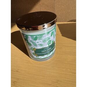 Bath & Body Works Tree Farm‎ 8oz. Jar Candle